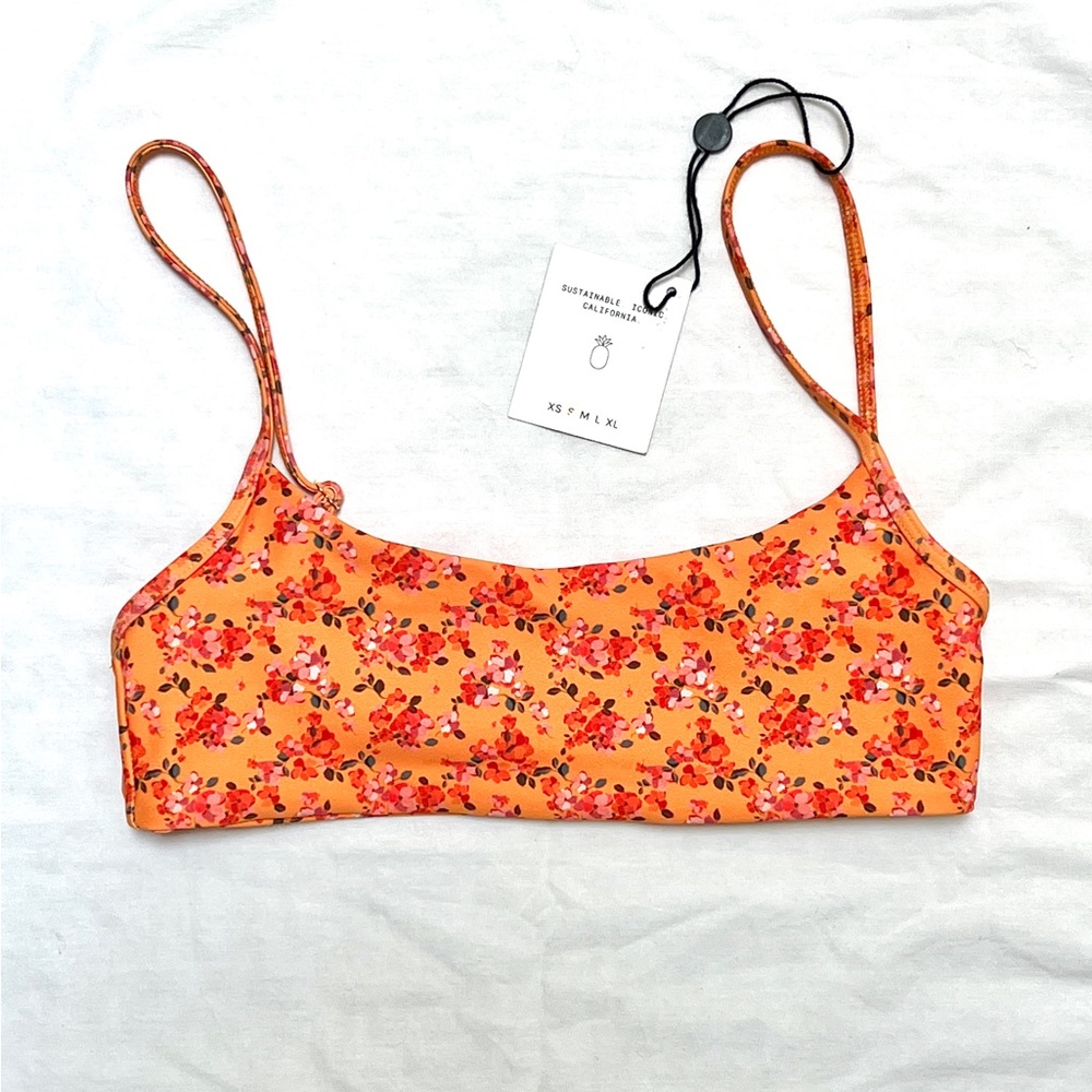 NWT Skatie Hanalei Floral Bikini Top (S)